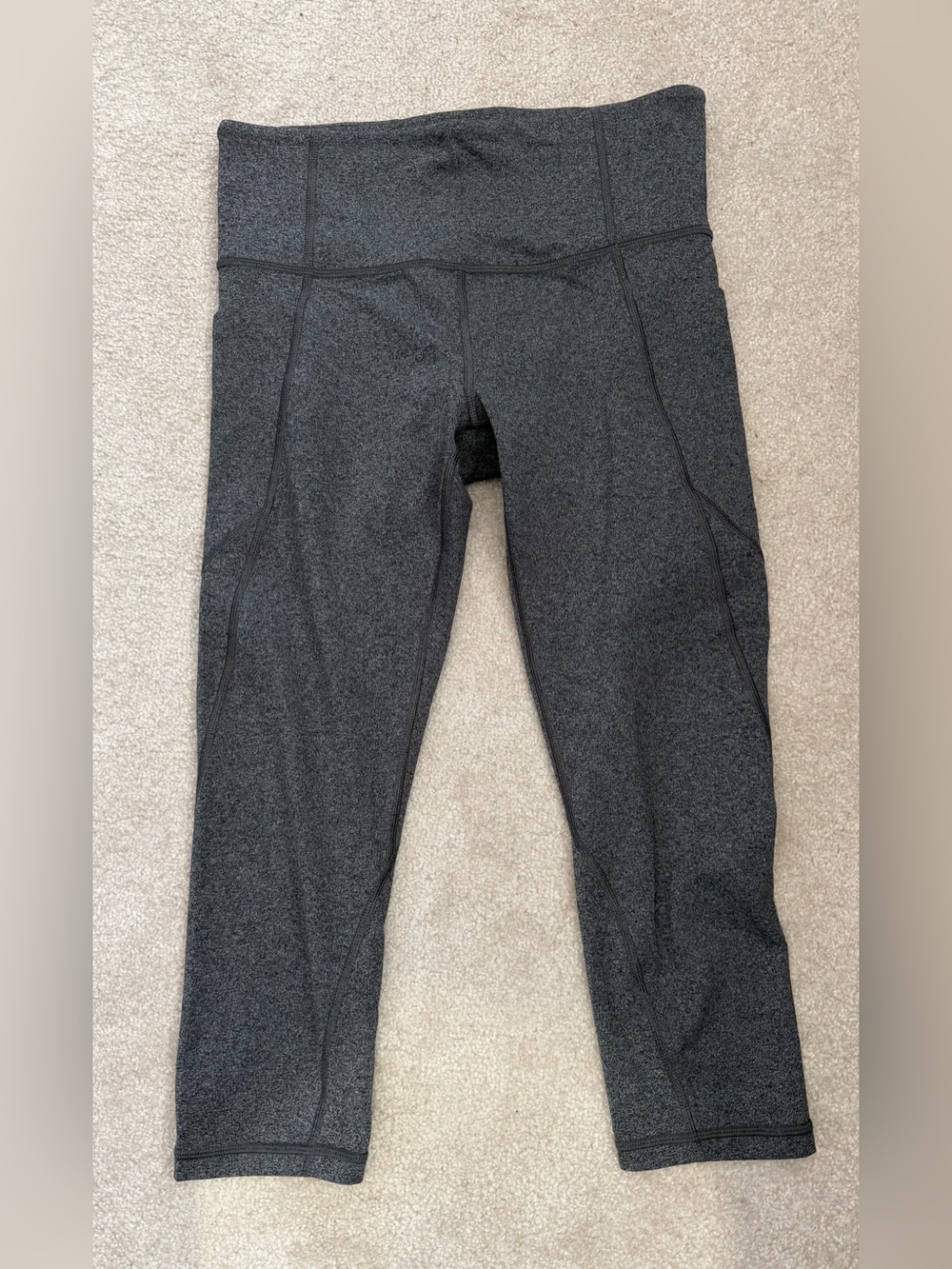 Athleta Salutation Stash pocket Capri Legging
